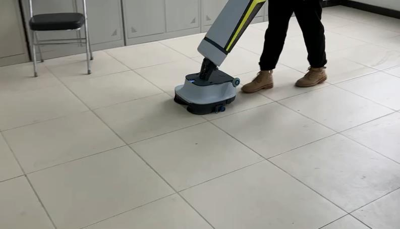 山水管家ai機(jī)器人 用科技改變生活!